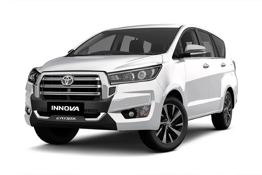 Toyota Innova Crysta Facelift 2026 Meluncur Tampilan Grille ala Land Cruiser